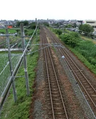 模型の線路で研修を受ける様子